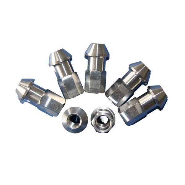 Titanium wheel lug and nuts (11)