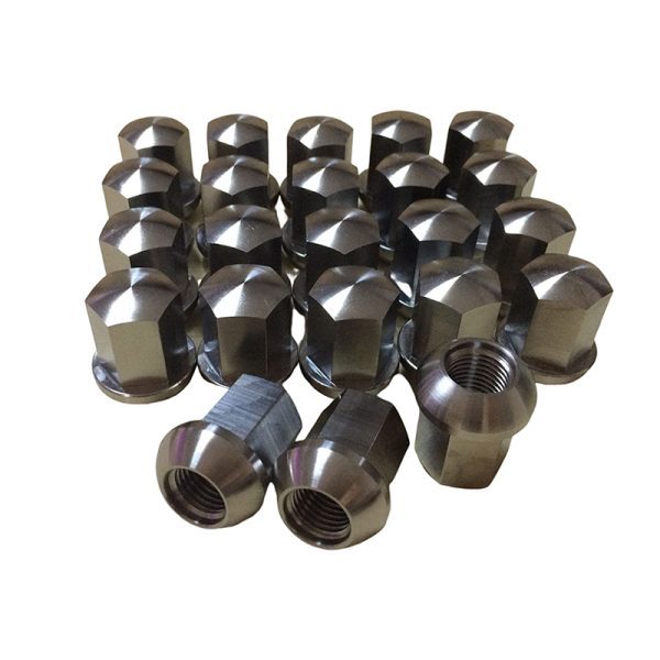 Titanium wheel lug and nuts (14)